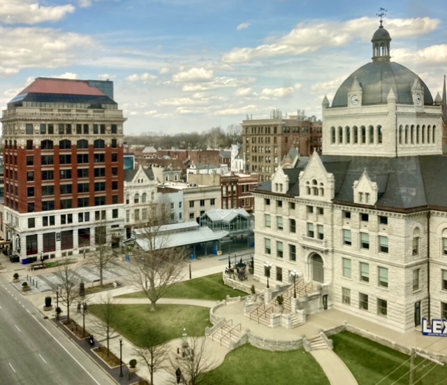 best_places_to_dine_and_drink_in_downtown_lexington_kentucky_courthouse-9621065