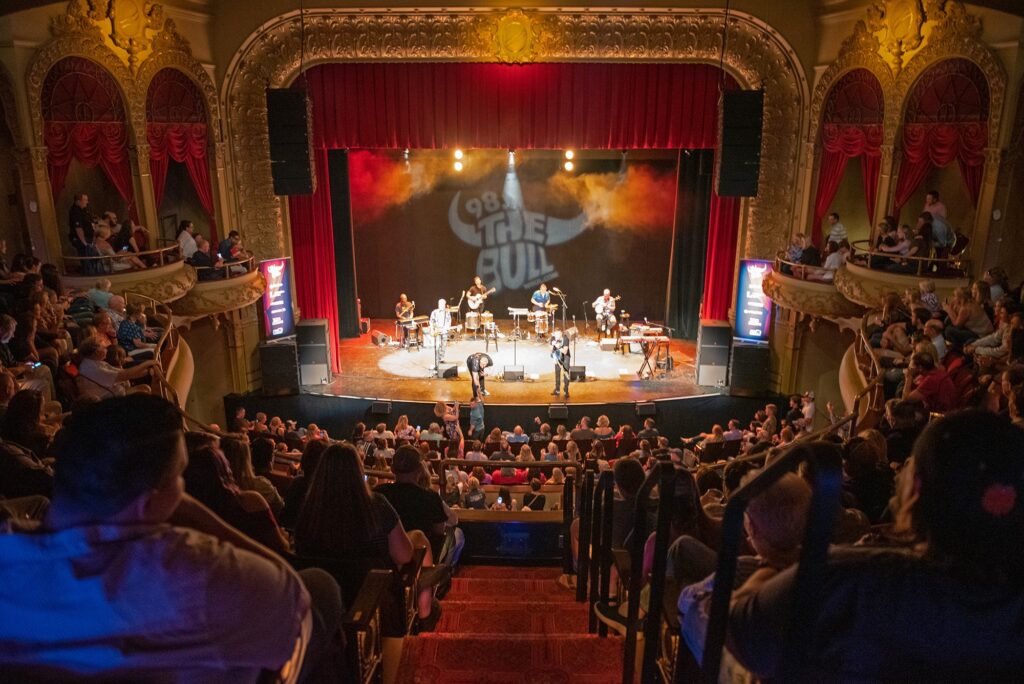 best_places_in-_downtown_lexington_-kentucky_opera_house_1-6957543