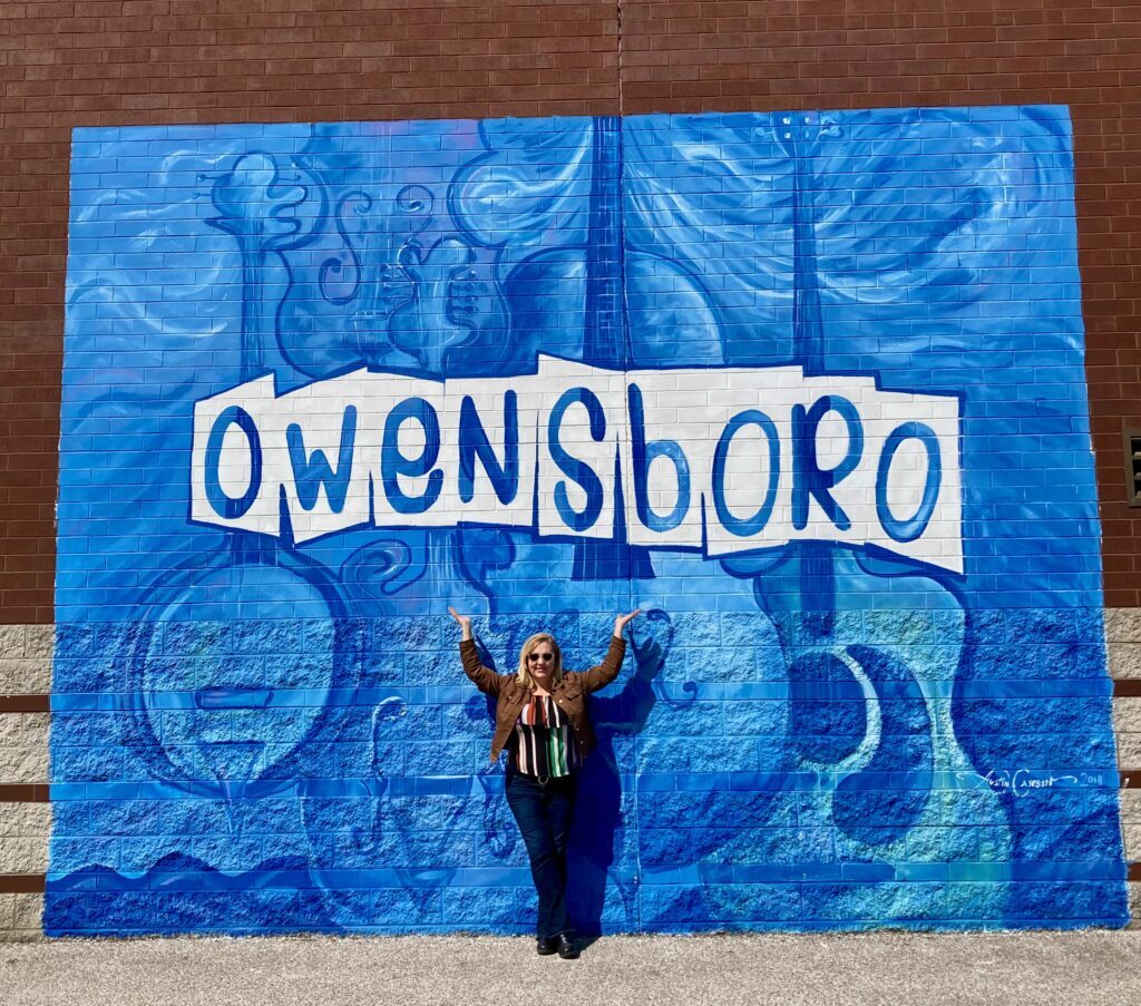 top_reasons_to_visit_owensboro_kentucky_mural-7280143-1024x903-6339280