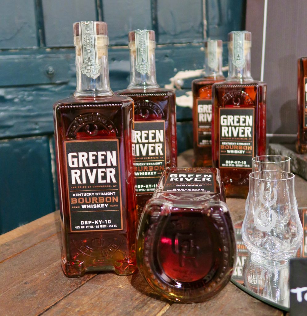 green_river_distilling2_add_owensboro_kentucky_to_your_vacation_list-9628992