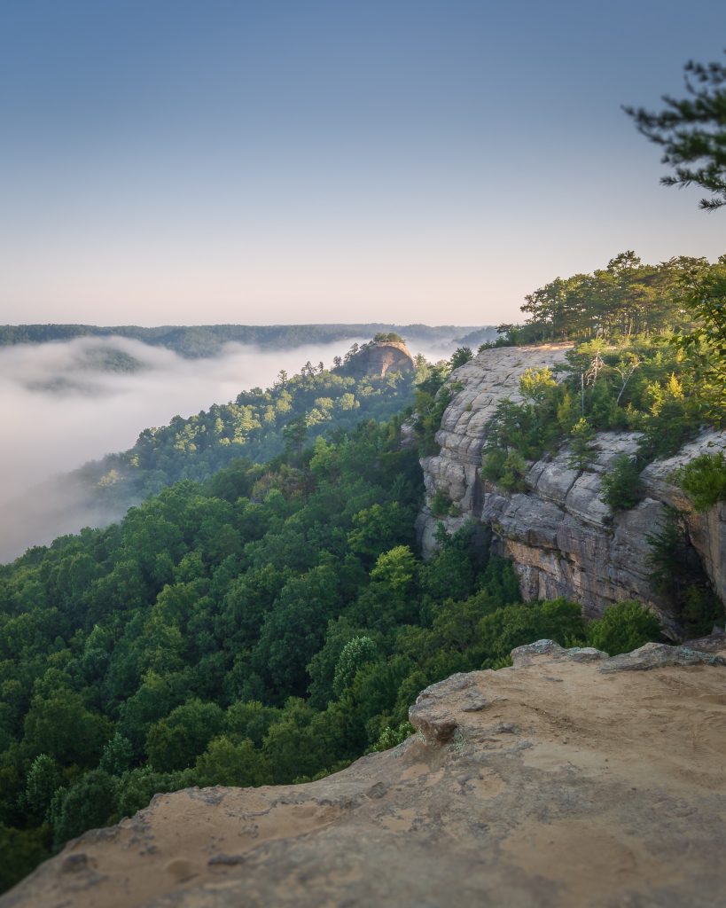 auxier-ridge-trail-to-courthouse-rock-7962229