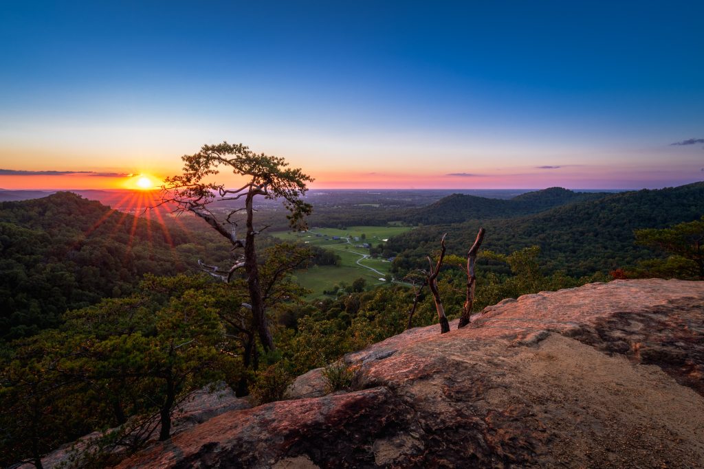 best_kentucky_hiking_destinatons_-eagles-nest-trail-via-indian-fort-8257794