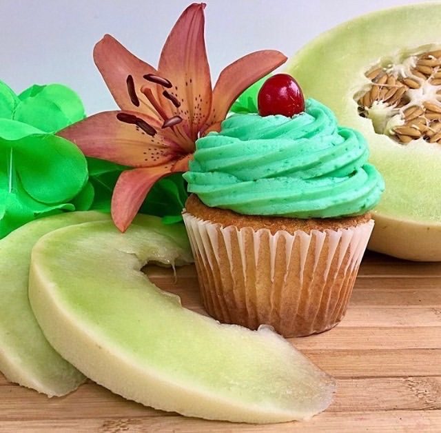 melon-cupcake-product-photo-1790332-2906880