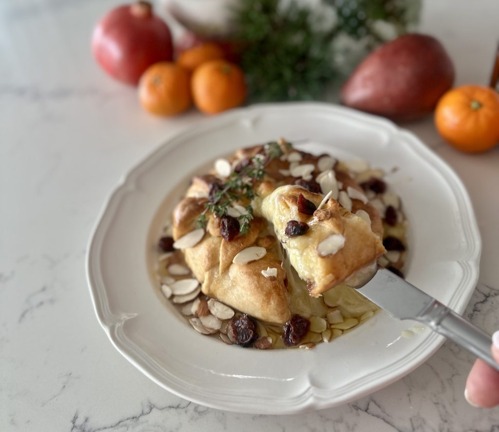 hot_honey_bourbon_baked_brie_4-2